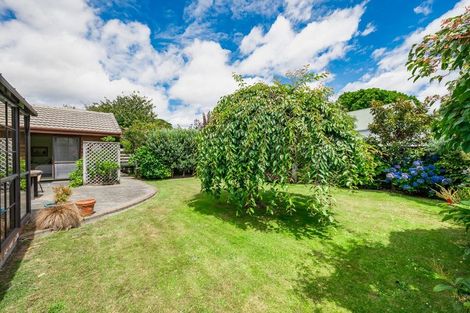 Photo of property in 36 Awanui Drive, Waikanae, 5036