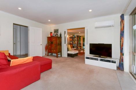 Photo of property in 1 Claude Hendry Lane, Hoon Hay, Christchurch, 8025