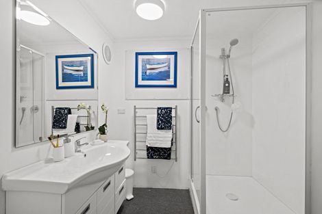 Photo of property in 1 Jackson Crescent, Mahurangi East, Warkworth, 0982