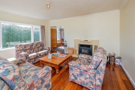Photo of property in 35 Rangihiroa Street, Waikanae Beach, Waikanae, 5036