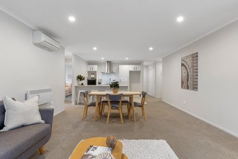 Photo of property in 10 Richardson Road, Omokoroa, 3114