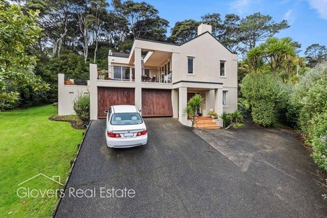 Photo of property in 23a Woodfern Crescent, Titirangi, Auckland, 0604