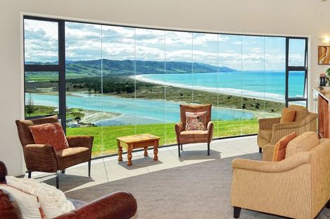 Photo of property in 225 Mahia East Coast Road, Mahia, 4198