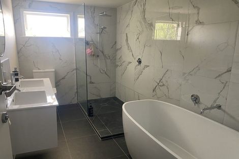 Photo of property in 1/30 Jellicoe Road, Murrays Bay, Auckland, 0630