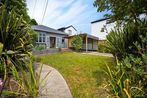 Photo of property in 132 Olliviers Road, Phillipstown, Christchurch, 8011