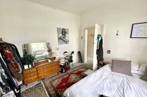 Photo of property in 1/12 Myrtle Crescent, Mount Cook, Wellington, 6021