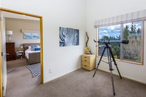 Photo of property in 4 Mount Marua Way, Timberlea, Upper Hutt, 5018