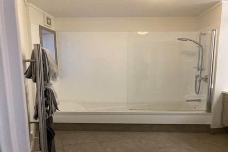 Photo of property in 2 Gowrie Street, Brooklyn, Wellington, 6021