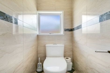 Photo of property in 2/6 King Street, Papatoetoe, Auckland, 2104