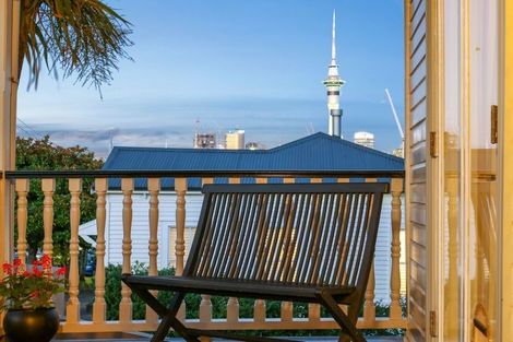 Photo of property in 21 Anglesea Street, Freemans Bay, Auckland, 1011