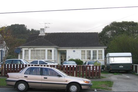 Photo of property in 118 Molesworth Street, Taita, Lower Hutt, 5011