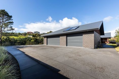 Photo of property in 9 Fernbrook Drive, Hurworth, New Plymouth, 4310