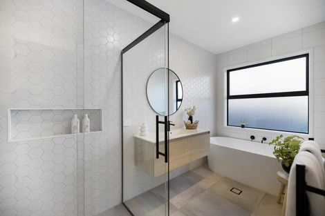 Photo of property in 35 Headley Drive, Lower Shotover, Queenstown, 9304