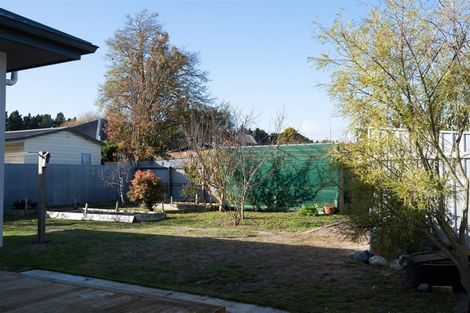 Photo of property in 32 Vancouver Crescent, Wainoni, Christchurch, 8061