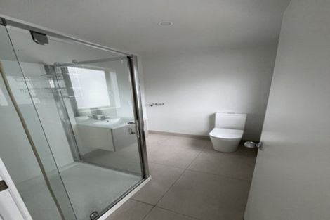 Photo of property in 2 Chester Avenue, Greenhithe, Auckland, 0632