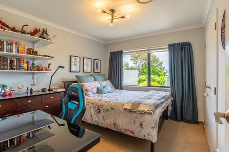 Photo of property in 22 Regent Drive, Paraparaumu Beach, Paraparaumu, 5032