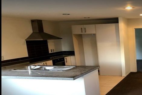 Photo of property in 115a Ennis Avenue, Pakuranga Heights, Auckland, 2010