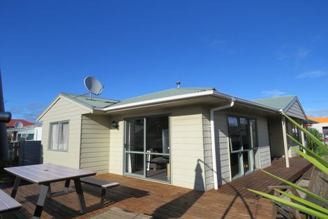 Photo of property in 29 Russell Street, Westport, 7825