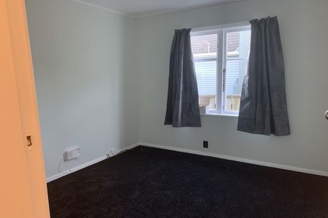 Photo of property in 120 Wainuiomata Road, Wainuiomata, Lower Hutt, 5014