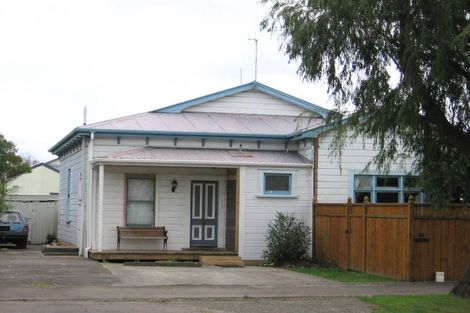 Photo of property in 28 Campbell Street, Palmerston North, 4410