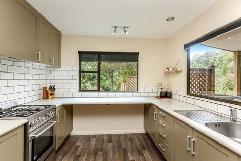 Photo of property in 12c Marina Grove, Frankleigh Park, New Plymouth, 4310