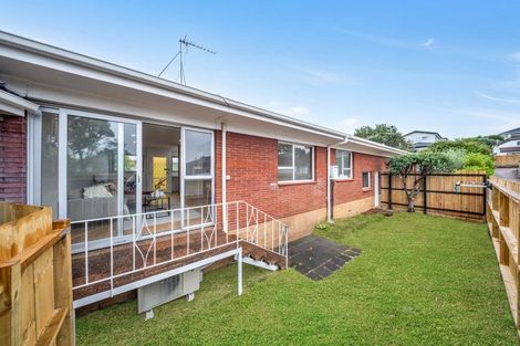 Photo of property in 2/22 Camellia Place, Mount Roskill, Auckland, 1041
