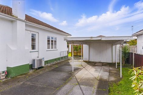 Photo of property in 18 Hannan Street, Levin, 5510