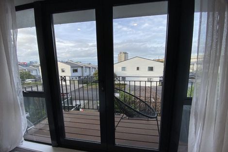 Photo of property in Greenwich Apartments, 4/3 Burton Street, Grafton, Auckland, 1010