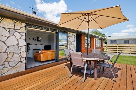 Photo of property in 42 Shakespeare Street, Leamington, Cambridge, 3432