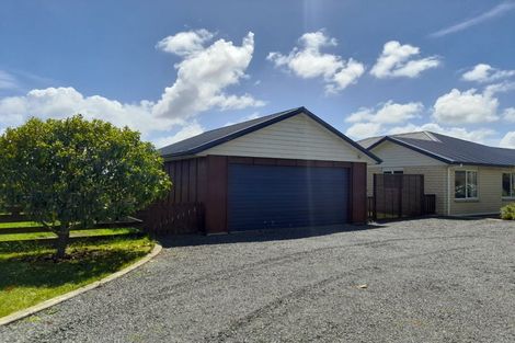 Photo of property in 84 Kidd Road, Waiuku, 2682