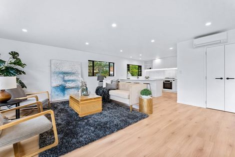 Photo of property in 52a Glamorgan Drive, Torbay, Auckland, 0630