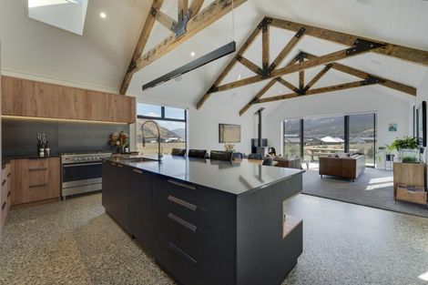 Photo of property in 52 Cunninghams Drive, Jacks Point, Queenstown, 9371