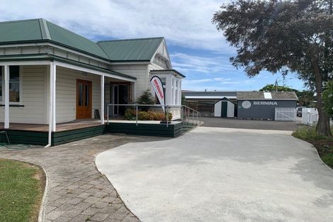 Photo of property in 410-412 Avenue Road West, Hastings, 4122