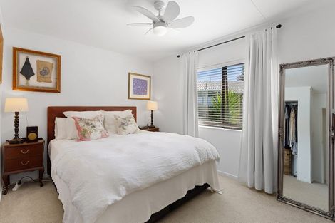 Photo of property in 88 Queens Road, Waikanae Beach, Waikanae, 5036