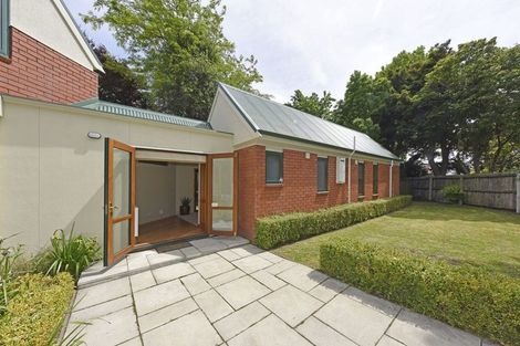 Photo of property in 90 Totara Street, Riccarton, Christchurch, 8041