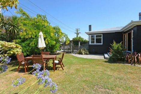 Photo of property in 41 Strasbourge Street, Martinborough, 5711