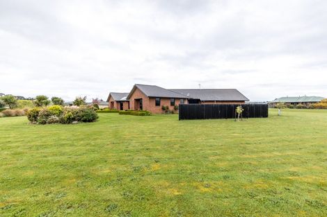 Photo of property in 28 Pukutahi Drive, Te Anau, 9600