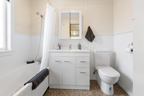 Photo of property in 2 Gibson Road, Tuakau, 2121