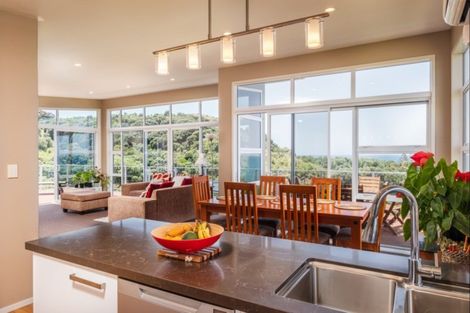 Photo of property in 30 Sirrah Street, Okitu, Gisborne, 4010