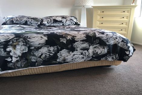 Photo of property in 7 Rangi Avenue, Schnapper Rock, Auckland, 0632