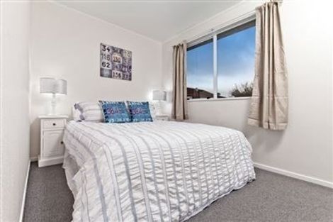 Photo of property in 1/22 Karepo Crescent, Ranui, Auckland, 0612