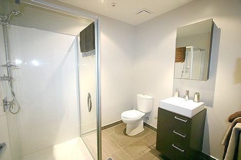 Photo of property in Shoal Haven Apartments, 112a/130 Anzac Street, Takapuna, Auckland, 0622