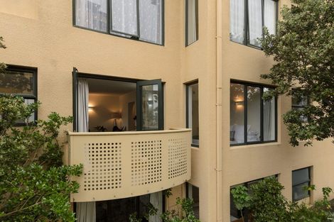 Photo of property in 568d Adelaide Road, Berhampore, Wellington, 6023