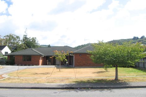 Photo of property in 6 Norbert Street, Brown Owl, Upper Hutt, 5018