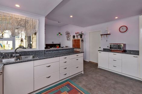 Photo of property in 16 Deveron Street, Regent, Whangarei, 0112