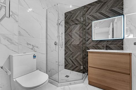 Photo of property in 22d Justamere Place, Weymouth, Auckland, 2103