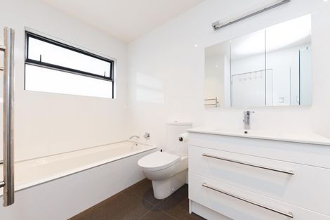 Photo of property in 7 Virtue Place, Hokowhitu, Palmerston North, 4410