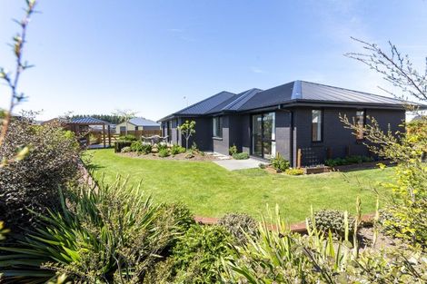 Photo of property in 37 Claremont Crescent, Amberley, 7410