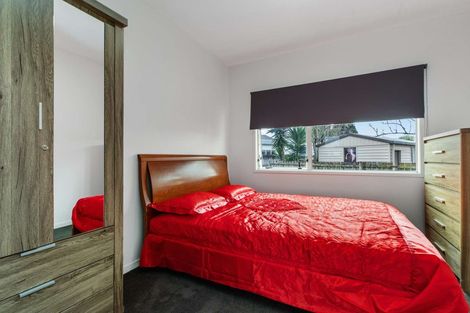 Photo of property in 15a Melleray Place, Randwick Park, Auckland, 2105