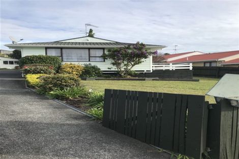 Photo of property in 5 Mataura Place, Clover Park, Auckland, 2019